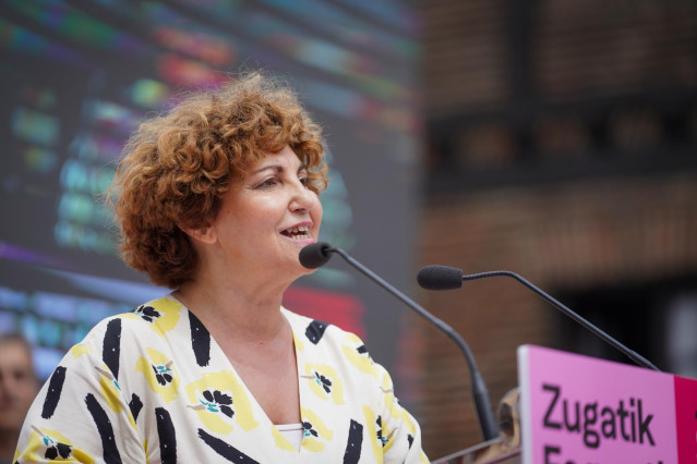 Pilar Garrido, interviene en un acto de campa&ntilde;a