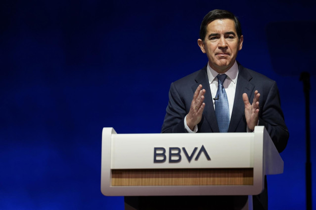 Archivo - El presidente de BBVA, Carlos Torres Vila, interviene durante la Junta general de Accionistas de BBVA, en el Palacio Euskalduna, a 17 de marzo de 2023, en Bilbao, Vizcaya, Pa&iacute;s Vasco (Espa&ntilde;a).