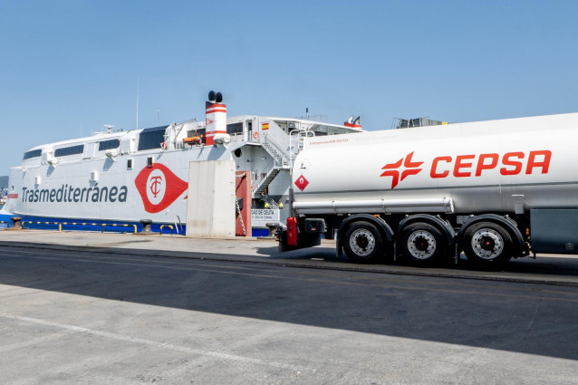 Los primeros ferris impulsados por di&eacute;sel renovable zarpan este mes desde Algeciras