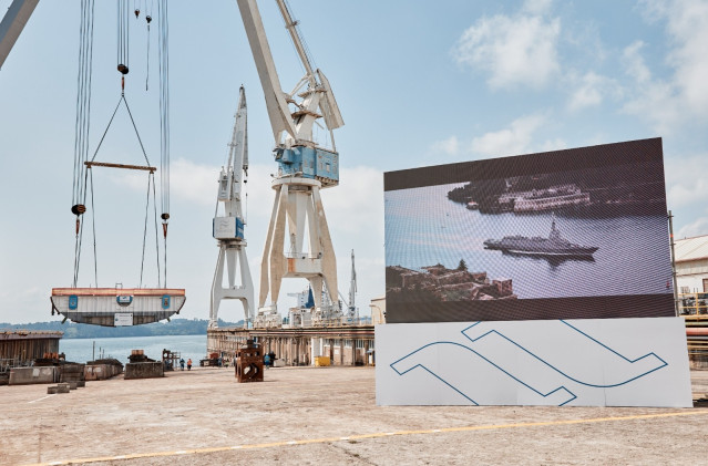 Colocada en la grada de Navantia Ferrol la quilla de la primera de las fragatas de la serie F-110.