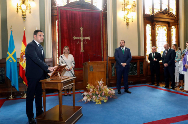 El consejero de Hacienda y Fondos Europeos del Principado, Guillermo Pel&aacute;ez, durante su toma de posesi&oacute;n del cargo (Archivo)
