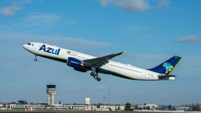 Archivo - Avi&oacute;n de Azul Linhas A&eacute;reas