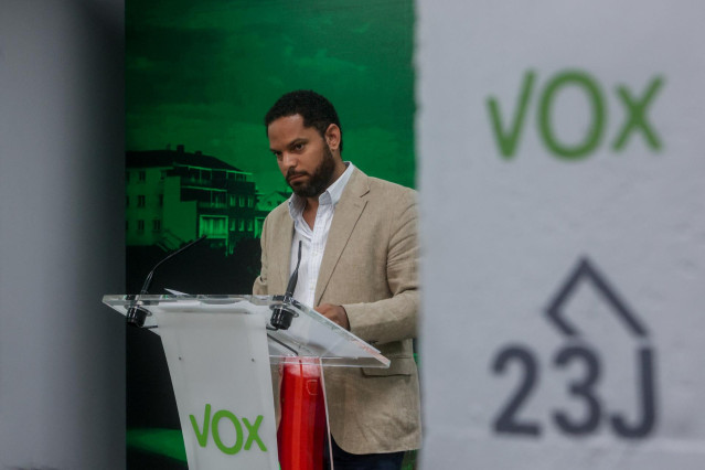 El secretario general de Vox, Ignacio Garriga, durante una rueda de prensa tras las elecciones generales del 23J, en la sede del partido, a 24 de julio de 2023, en Madrid (Espa&ntilde;a).