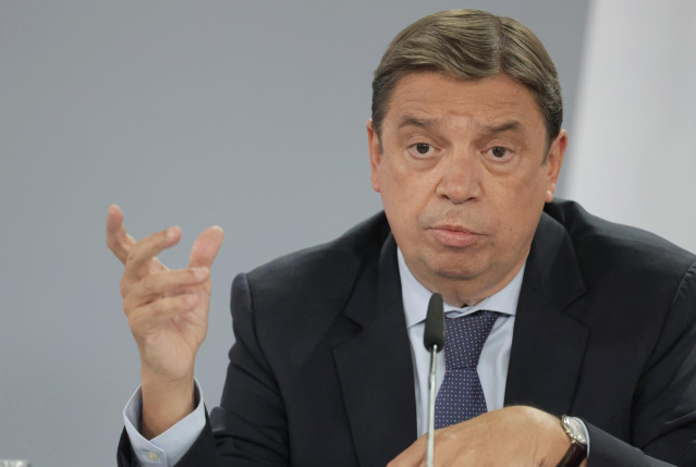 Archivo - El ministro de Agricultura, Pesca y Alimentaci&oacute;n en funciones, Luis Planas