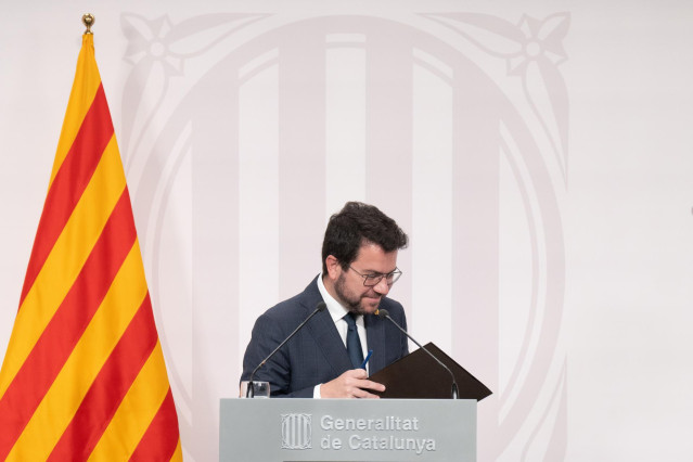 El president de la Generalitat, Pere Aragon&egrave;s, durante una rueda de prensa, posterior al Consell Executiu, a 1 de agosto de 2023, en Barcelona, Catalunya (Espa&ntilde;a). Aragon&egrave;s ha instado a 