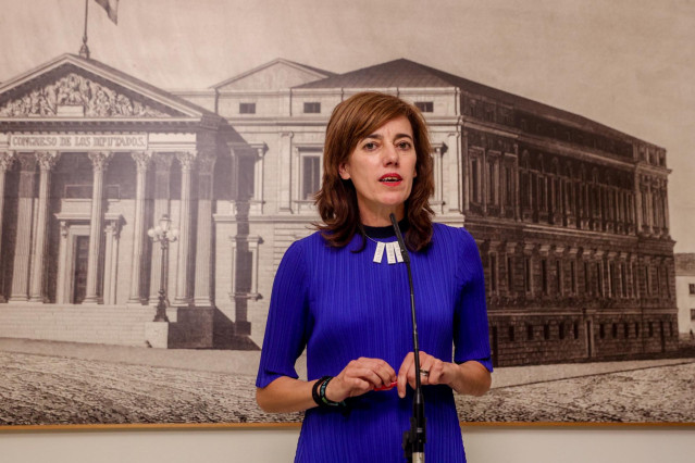 La portavoz parlamentaria de Sumar, Marta Lois, ofrece declaraciones en el Congreso de los Diputados