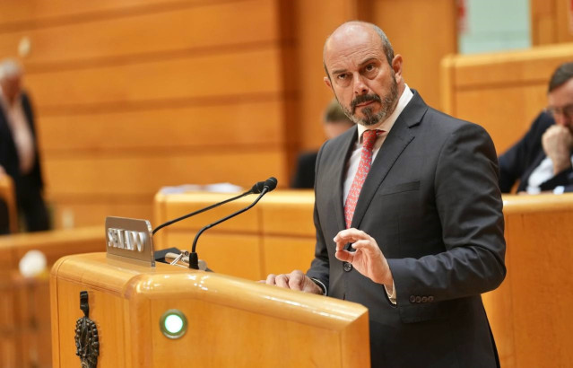 Archivo - El expresidente de la Comunidad y vicesecretario de Coordinaci&oacute;n Auton&oacute;mica y Local del PP, Pedro Roll&aacute;n, ha exigido este mi&eacute;rcoles al Gobierno central en el Senado que lleve a cabo un 