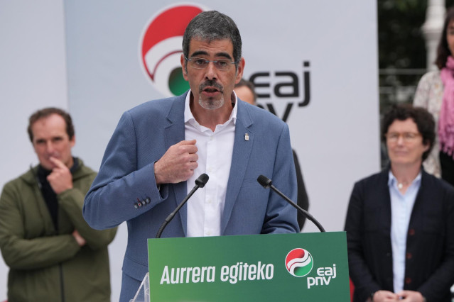 Archivo - El actual alcalde y candidato de EAJ-PNV a la alcald&iacute;a de Donostia, Eneko Goia, interviene durante la presentaci&oacute;n de la candidatura de EAJ-PNV Donostia a las elecciones municipales, a 11 de marzo de 2023, en Donostia - San Sebasti&aacute;n, Gipuakoa