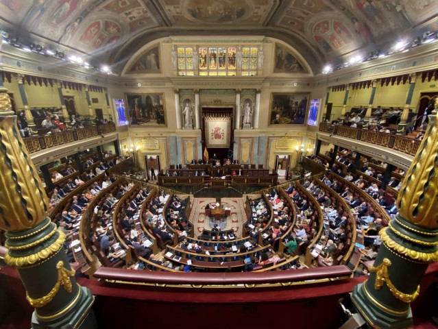Archivo - Hemiciclo del Congreso de los Diputados e una himagen de archivo