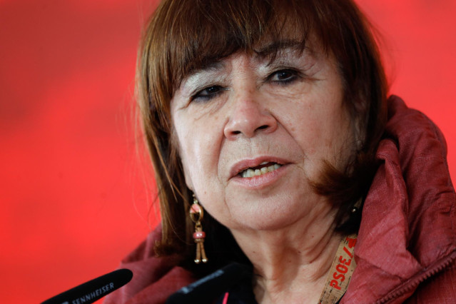 Archivo - La presidenta del PSOE, Cristina Narbona.