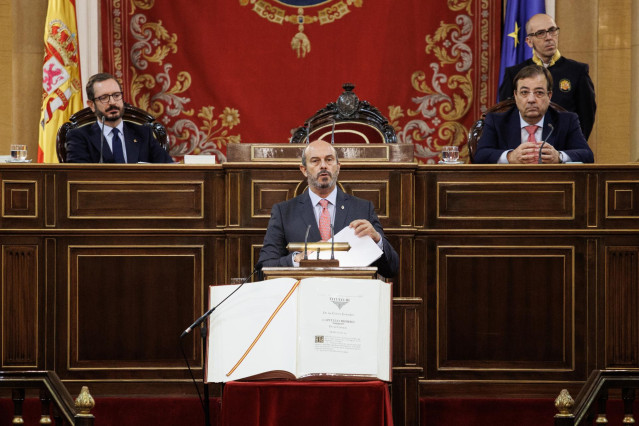 El nuevo presidente del Senado, Pedro Roll&aacute;n, tras acatar el cargo durante de la sesi&oacute;n constitutiva, en el hemiciclo de la C&aacute;mara Alta, a 17 de agosto de 2023, en Madrid (Espa&ntilde;a).