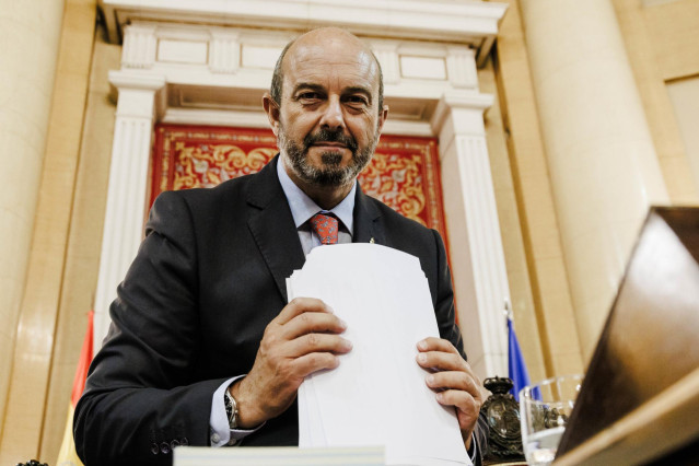 El nuevo presidente, Pedro Roll&aacute;n, durante la Sesi&oacute;n Constitutiva, en el hemiciclo de la C&aacute;mara Alta, a 17 de agosto de 2023, en Madrid (Espa&ntilde;a). El Congreso de los Diputados y el Senado surgidos de las elecciones generales del 23 de julio celebran hoy su
