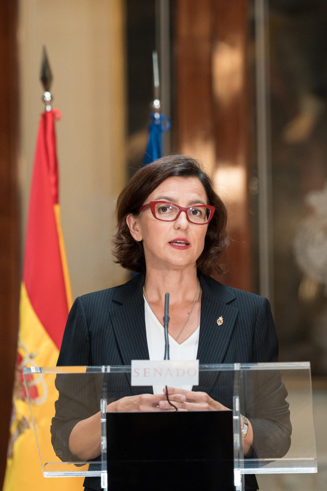 La portavoz del grupo socialista en el Senado, Eva Granados ofrece declaraciones a la prensa tras la Sesi&oacute;n Constitutiva, en el hemiciclo de la C&aacute;mara Alta, a 17 de agosto de 2023, en Madrid (Espa&ntilde;a). El Congreso de los Diputados y el Senado surgidos de l