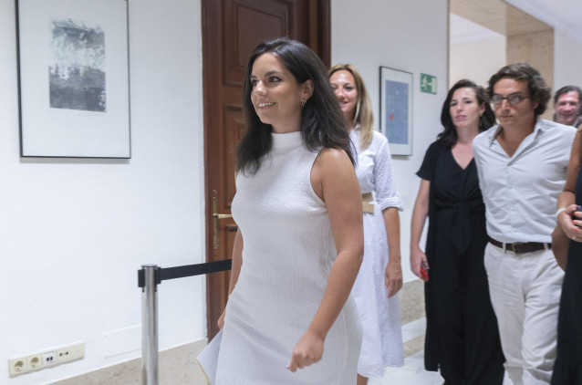 La nueva portavoz de Vox en el Congreso, Pepa Mill&aacute;n, a su llegada a presentar sus credenciales en el Congreso, a 16 de agosto de 2023, en Madrid (Espa&ntilde;a). El presidente de Vox, Santiago Abascal, ha anunciado que la exsenadora andaluza Pepa Mill&aacute;n ser&aacute; la