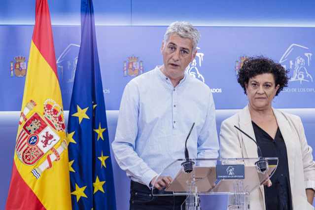 Archivo - El portavoz presupuestario de EH-Bildu, Oskar Matute