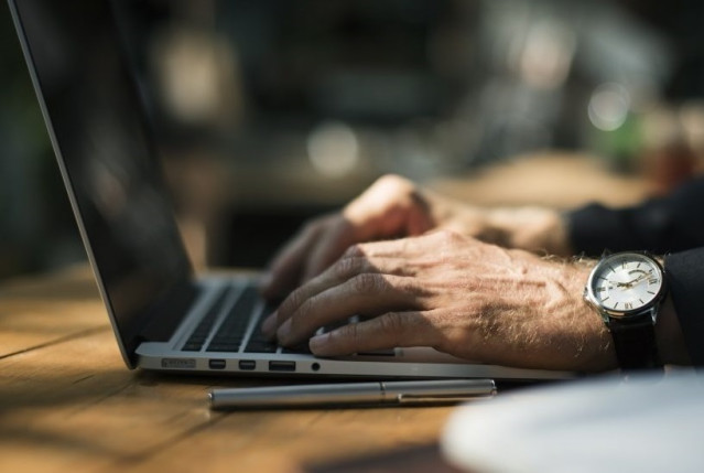 Archivo - La inversi&oacute;n en 'Cloud' de las empresas espa&ntilde;olas crece un 39% en 2023, seg&uacute;n IPM.