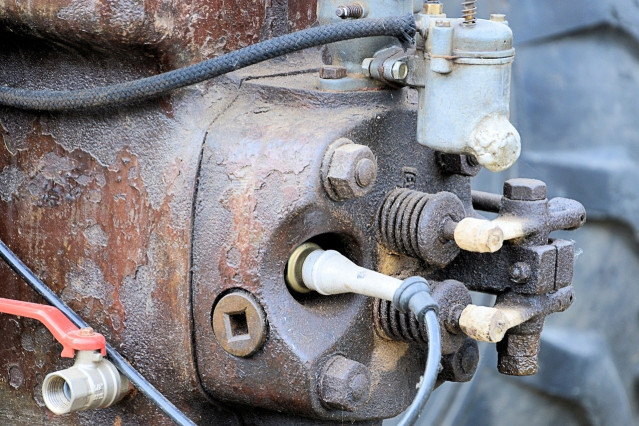 Motor de un tractor