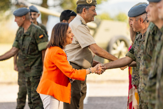 La ministra de Defensa en funciones, Margarita Robles, a 21 de agosto de 2023, en Vilaboa, Pontevedra, Galicia (Espa&ntilde;a).