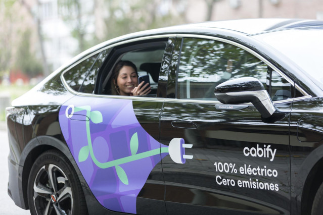 Archivo - Veh&iacute;culo de Cabify