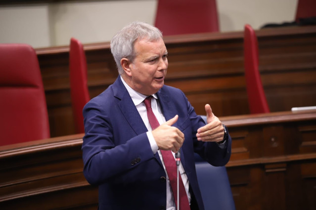 El portavoz del Grupo Parlamentario Socialista, Sebasti&aacute;n Franquis