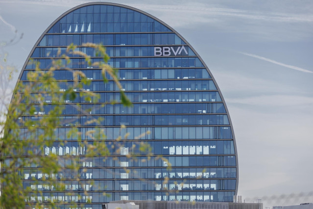 Archivo - Fachada del banco del BBVA en la ciudad del BBVA, a 10 de abril de 2023, en Madrid (Espa&ntilde;a).
