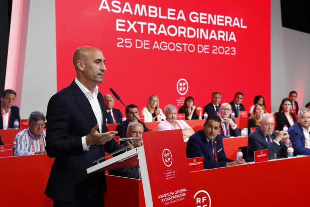 El presidente de la Real Federaci&oacute;n Espa&ntilde;ola de F&uacute;tbol (RFEF), Luis Rubiales