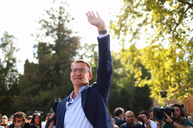 El presidente del Partido Popular, Alberto N&uacute;&ntilde;ez Feij&oacute;o, durante la inauguraci&oacute;n del curso pol&iacute;tico en el Castillo de Soutomaior, a 27 de agosto de 2023, en Pontevedra, A Coru&ntilde;a, Galicia (Espa&ntilde;a).