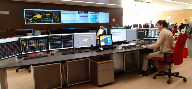 Archivo - Imagen del Centro de Control de la Compa&ntilde;&iacute;a.