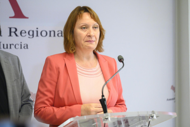 Archivo - Foto de archivo de la diputada regional de Podemos-IU-Alianza Verde, Mar&iacute;a Mar&iacute;n