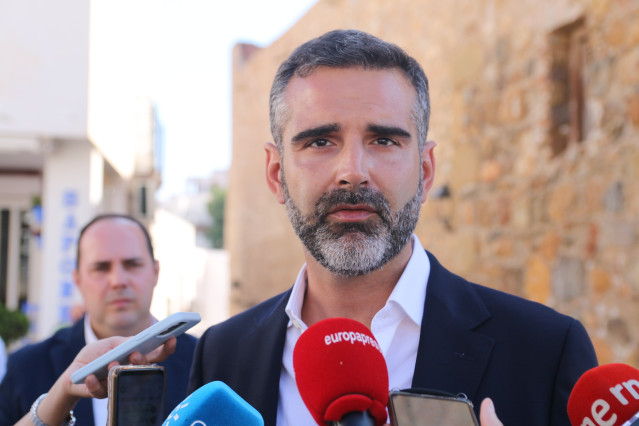 El consejero de Sostenibilidad y portavoz del Gobierno andaluz, Ramón Fernández-Pacheco, en una imagen de archivo.