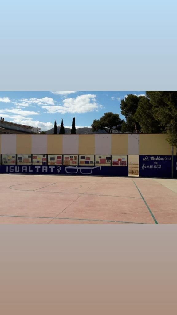 Mural que ha sido eliminado del colegio Mediterrània