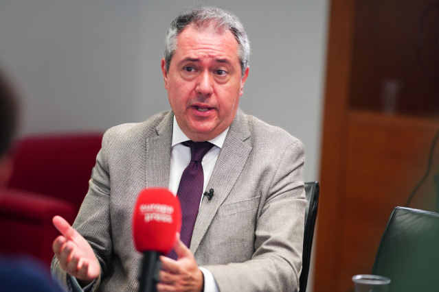 Archivo - El secretario general del PSOE-A, Juan Espadas, en una entrevista concedida a Europa Press. (Foto de archivo).