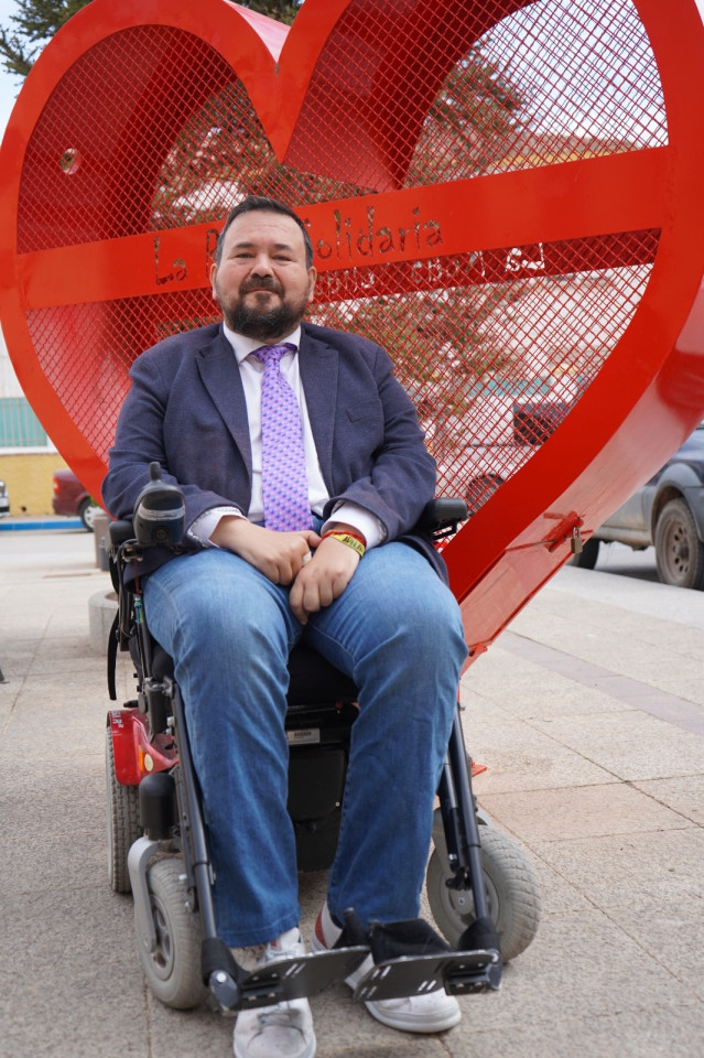 Archivo - El candidato del PSOE en La Roda, Juan Ramón Amores