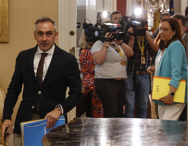 Archivo - El director de la campaña electoral del PP en la Comunitat Valenciana, Miguel Barrachina, a su llegada a la Junta de Síndics