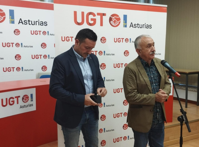 Javier Fernández Lanero y Pepe Álvarez.