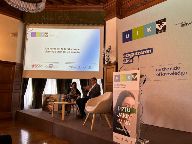 Puig en el diálogo 'Los retos del federalismo y el sistema autonómico español' organizado por los cursos de verano de la UPV/EHU.