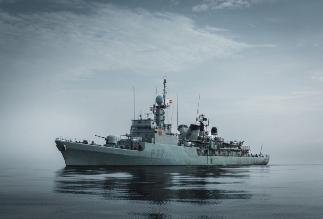 El patrullero de altura 'Infanta Cristina' inicia su última navegación tras 43 años de servicio en la Armada
