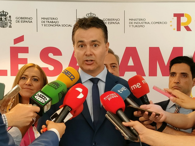El ministro de Industria, Héctor Gómez, en Salamanca