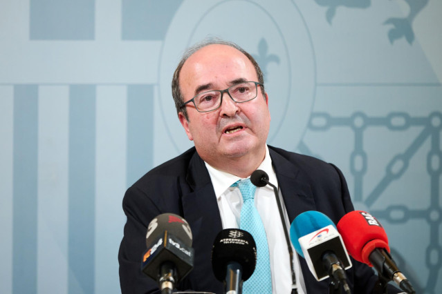 El ministro de Cultura y Deportes en funciones, Miquel Iceta, ofrece una rueda de prensa sobre la resolución del Tribunal Administrativo del Deporte, en la Delegación del Gobierno en Cataluña, a 1 de septiembre de 2023, en Barcelona, Catalunya (España). E