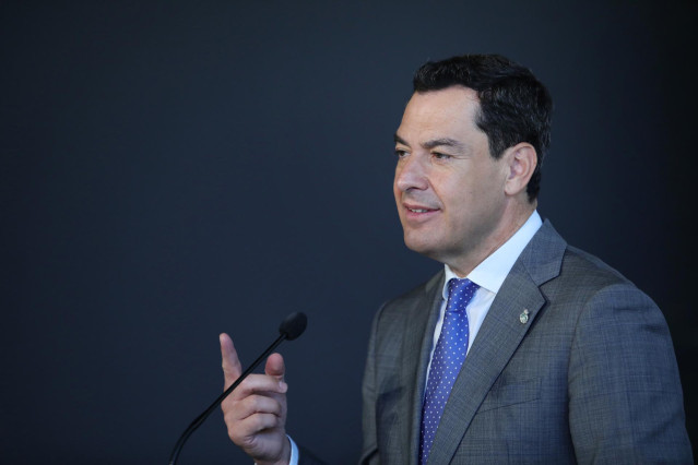 Archivo - El presidente de la Junta de Andalucía, Juanma Moreno