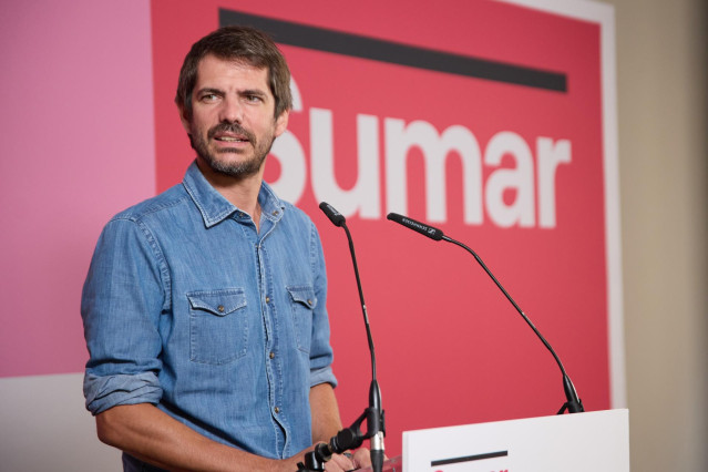 El portavoz de Sumar, Ernest Urtasun, ofrece una rueda de prensa, en el Espacio Larra, a 11 de septiembre de 2023, en Madrid (España).