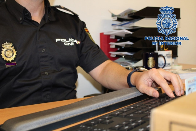 Agente de la Policía Nacional