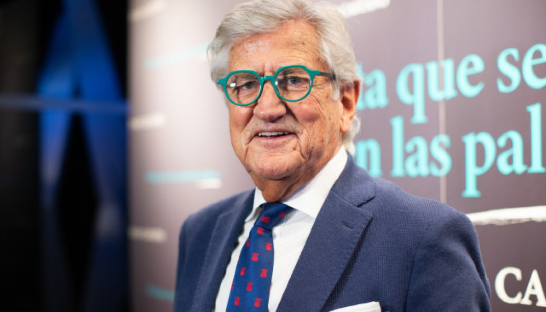 EuropaPress 4205522 presentador radio television escritor pepe domingo castano presentacion