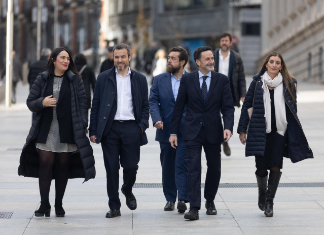 Archivo - (I-D) La exdiputada de Ciudadanos Mari Carmen Martínez; el exconcejal en el Ayuntamiento de Madrid Santiago Saura, el exdiputado Miguel Gutiérrez; el exportavoz de Ciudadanos en el Congreso, Edmundo Bal, y la exdiputada de Ciudadanos Sara Giméne