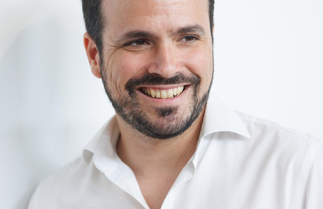 Archivo - El ministro de Consumo, Alberto Garzón, participa en un acto de Sumar, en el espacio Ecooo, a 19 de julio de 2023, en Madrid (España).