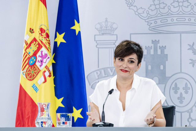 La ministra Portavoz del Gobierno, Isabel Rodríguez, comparece tras la reunión del Consejo de Ministros, en el Palacio de la Moncloa, a 19 de septiembre de 2023, en Madrid (España). Durante la rueda de prensa se ha reconocido la existencia de una 
