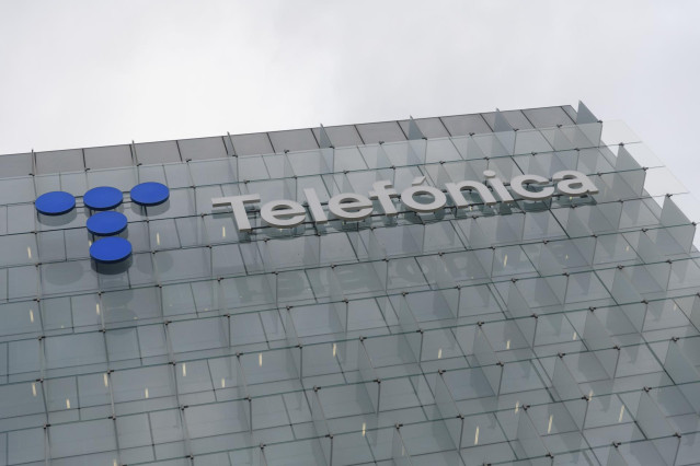 Exterior de la sede de Telefónica, en el ensanche de Las Tablas, en el distrito de Fuencarral-El Pardo, a 6 de septiembre de 2023, en Madrid (España).