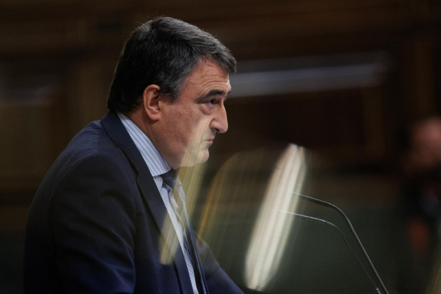 Archivo - El portavoz del PNV en el Congreso, Aitor Esteban.