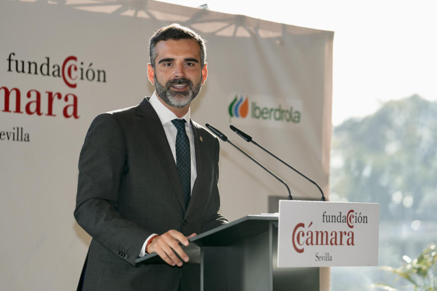 El consejero de Sostenibilidad, Medio Ambiente y Economía Azul, Ramón Fernández-Pacheco, durante su intervención en un desayuno informativo bajo el título 'Andalucía: claves para el futuro'.