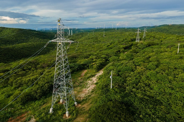 Archivo - Iberdrola y Minsait se alían para detectar incendios en las cercanías de líneas eléctricas
